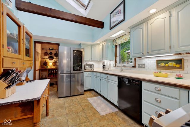 9636 Ruth Drive, Noblesville, IN 46060