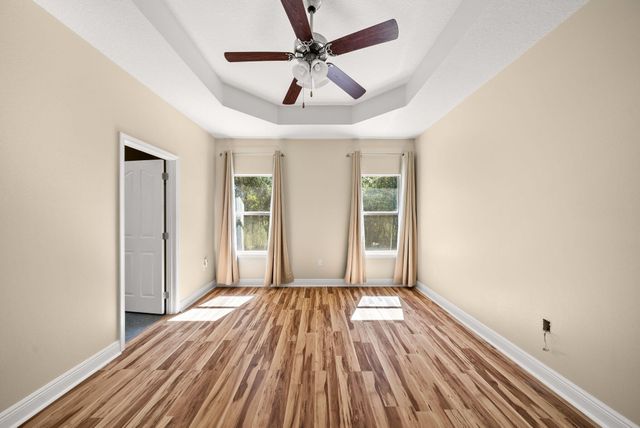 100 Camellia Court, Freeport, FL 32439