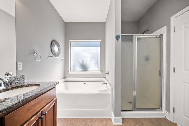 100 Camellia Court, Freeport, FL 32439