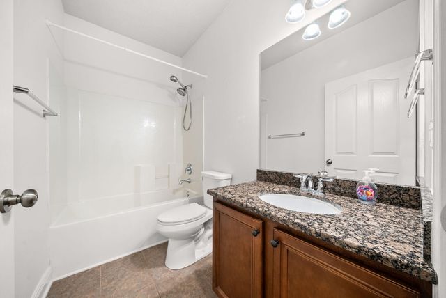 100 Camellia Court, Freeport, FL 32439