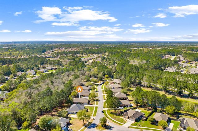 100 Camellia Court, Freeport, FL 32439