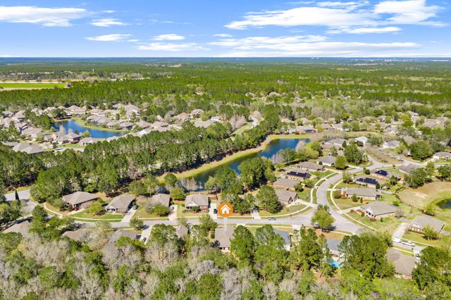 100 Camellia Court, Freeport, FL 32439