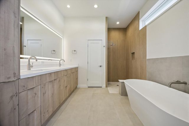 3906 Zina Way, Houston, TX 77018