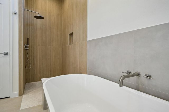 3906 Zina Way, Houston, TX 77018