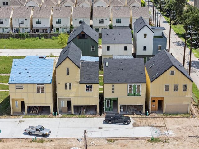 3906 Zina Way, Houston, TX 77018