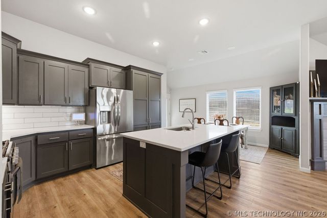 14736 S Maplewood Place, Bixby, OK 74008