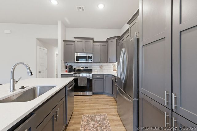 14736 S Maplewood Place, Bixby, OK 74008