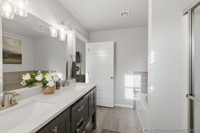14736 S Maplewood Place, Bixby, OK 74008