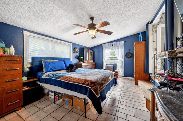 610 Crooked Creek Road, Edgewood, TX 75117