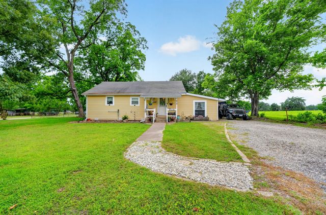 610 Crooked Creek Road, Edgewood, TX 75117