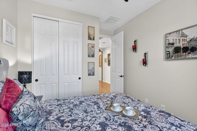 17593 W BLUE SKY Drive, Surprise, AZ 85387