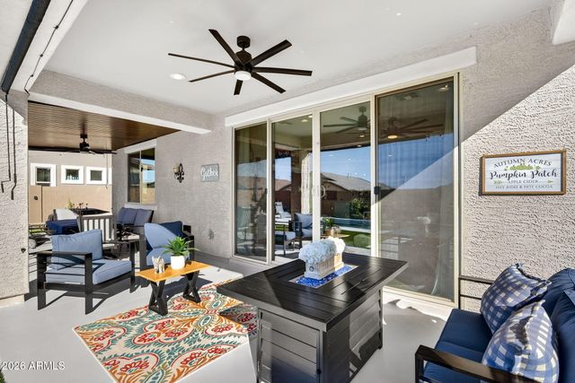 17593 W BLUE SKY Drive, Surprise, AZ 85387