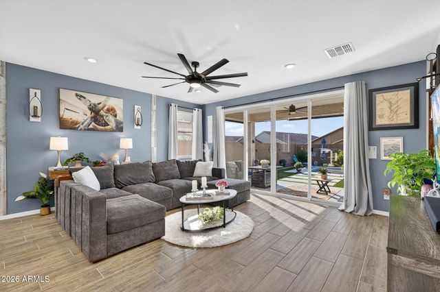 17593 W BLUE SKY Drive, Surprise, AZ 85387