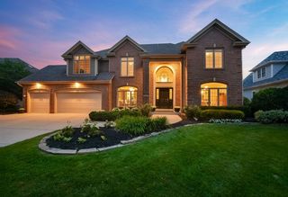 1N431 Peachtree Lane, Winfield, IL 60190