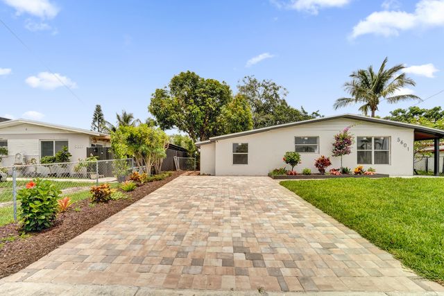 5601 SW 36th Court, Davie, FL 33314