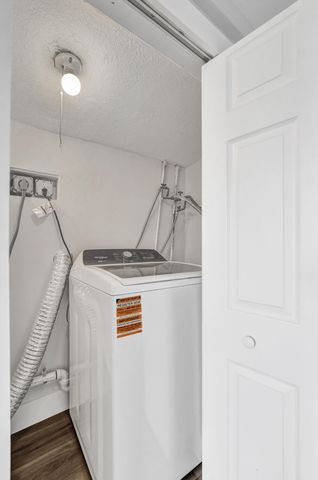 5601 SW 36th Court, Davie, FL 33314