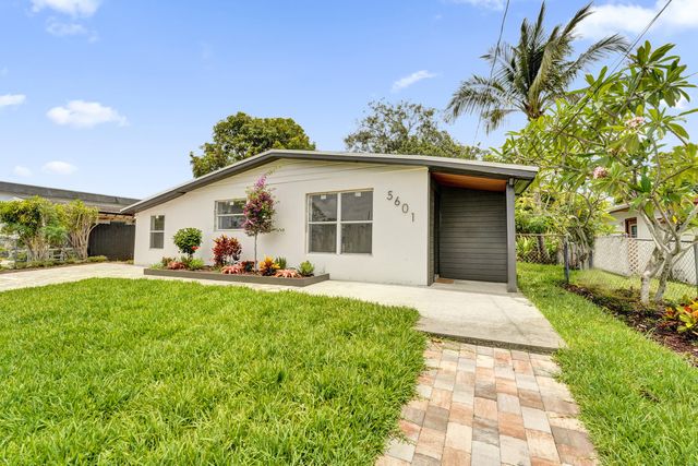 5601 SW 36th Court, Davie, FL 33314