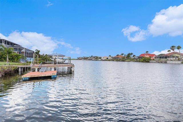 909 CHIPAWAY DRIVE, Apollo Beach, FL 33572