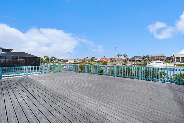 909 CHIPAWAY DRIVE, Apollo Beach, FL 33572
