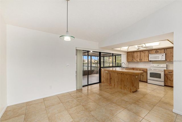 909 CHIPAWAY DRIVE, Apollo Beach, FL 33572