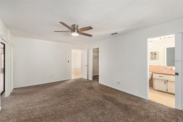 909 CHIPAWAY DRIVE, Apollo Beach, FL 33572