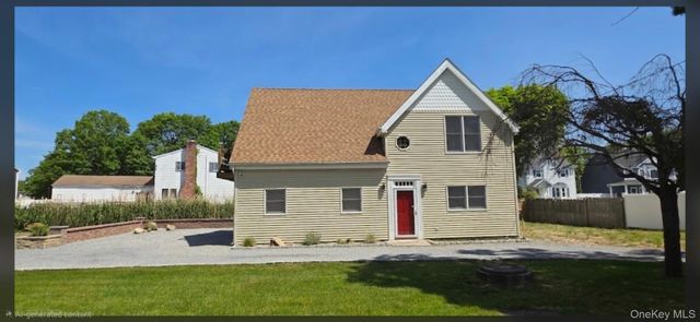 26 Bokel Avenue, Ronkonkoma, NY 11779