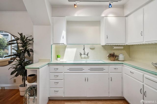 435 Joost Avenue, San Francisco, CA 94127