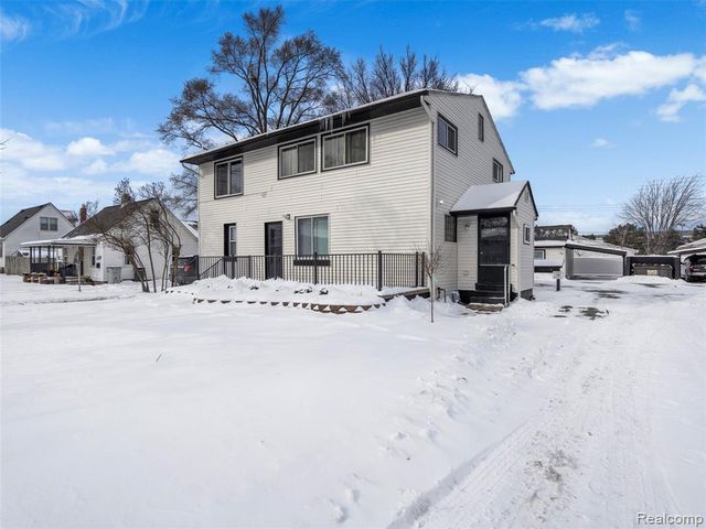 1751 E Woodward Heights Boulevard, Hazel Park, MI 48030