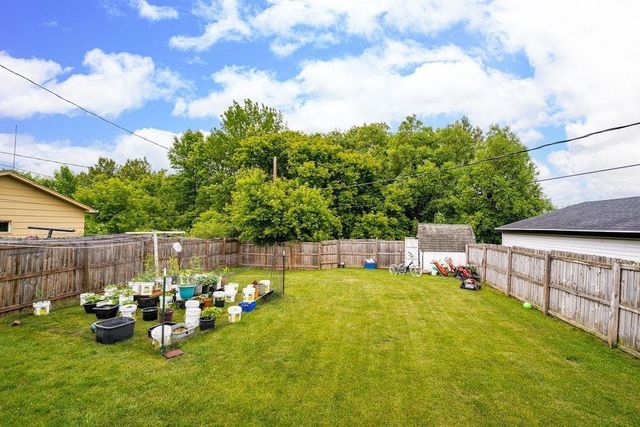 328 S 57th Avenue W, Duluth, MN 55807