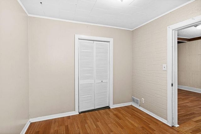 328 S 57th Avenue W, Duluth, MN 55807