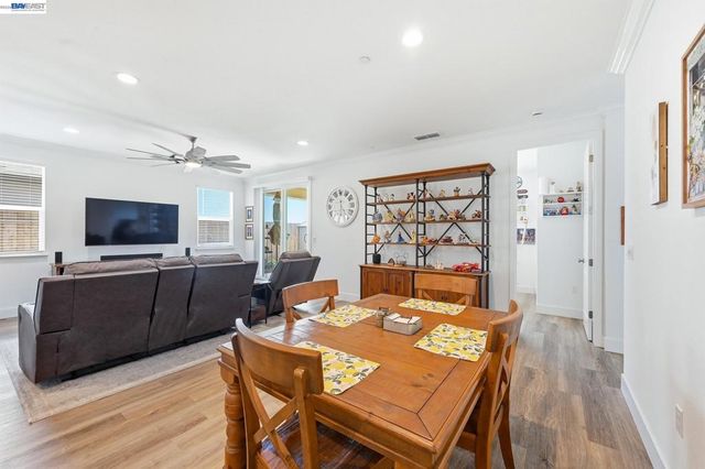 2249 Enchantment, Manteca, CA 95337