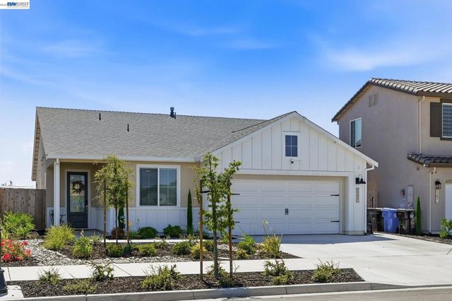 2249 Enchantment, Manteca, CA 95337