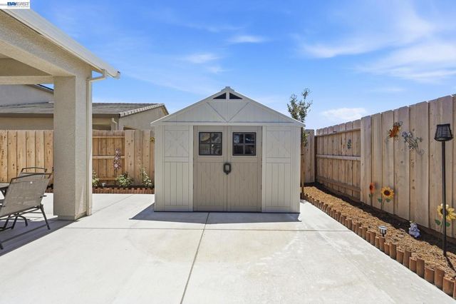 2249 Enchantment, Manteca, CA 95337