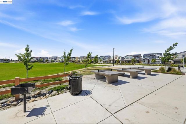 2249 Enchantment, Manteca, CA 95337