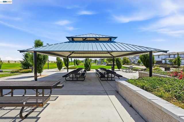2249 Enchantment, Manteca, CA 95337