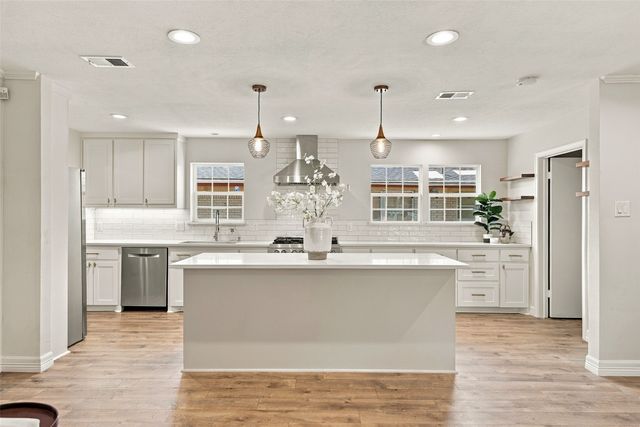 8311 Baumgarten Drive, Dallas, TX 75228