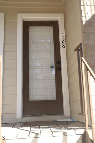 3500 Tangle Brush Drive 128, The Woodlands, TX 77381