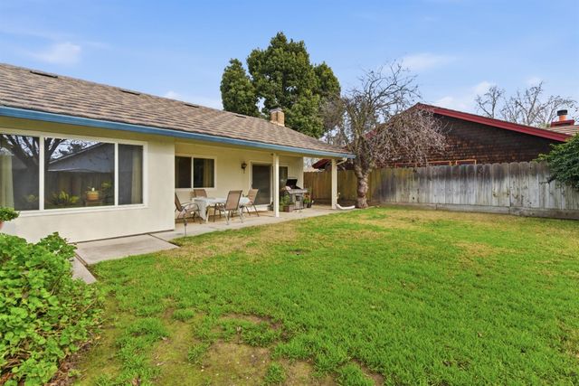 2926 Snowbrook Ct, Stockton, CA 95219