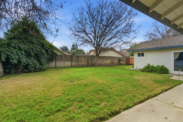 2926 Snowbrook Ct, Stockton, CA 95219