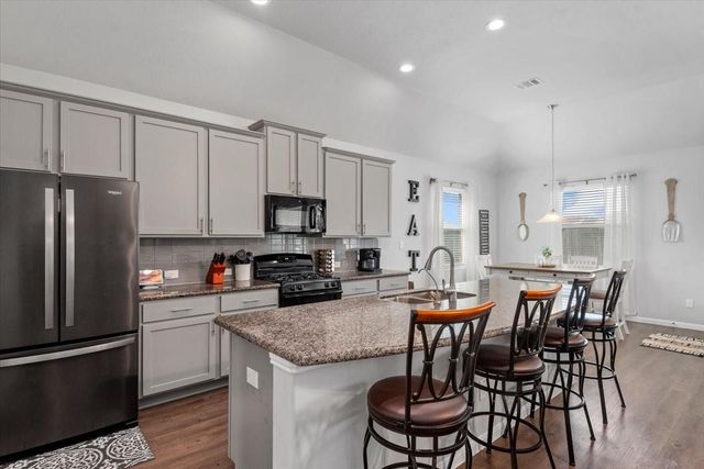 31515 Kailua Drive, Hockley, TX 77447