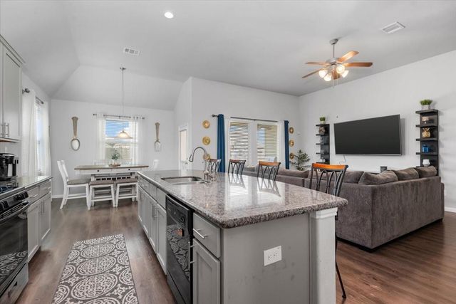 31515 Kailua Drive, Hockley, TX 77447
