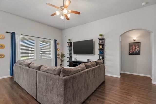 31515 Kailua Drive, Hockley, TX 77447
