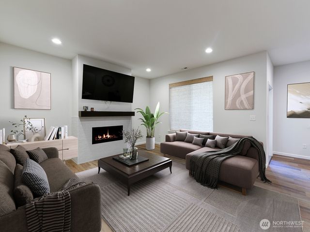 621 153rd Street Ct E, Tacoma, WA 98445