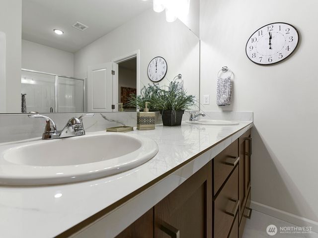 621 153rd Street Ct E, Tacoma, WA 98445