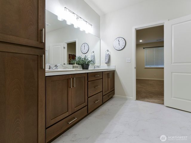 621 153rd Street Ct E, Tacoma, WA 98445