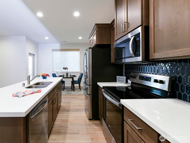 621 153rd Street Ct E, Tacoma, WA 98445