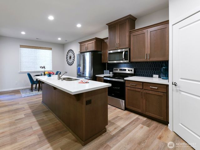 621 153rd Street Ct E, Tacoma, WA 98445