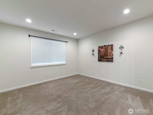 621 153rd Street Ct E, Tacoma, WA 98445