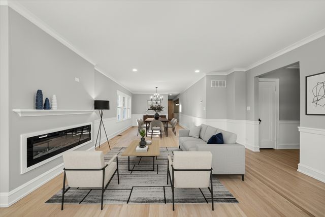 3006 N Sayre Avenue, Chicago, IL 60634