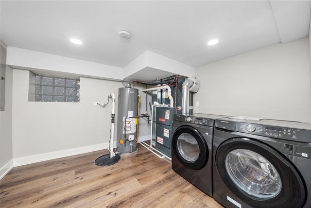 3006 N Sayre Avenue, Chicago, IL 60634